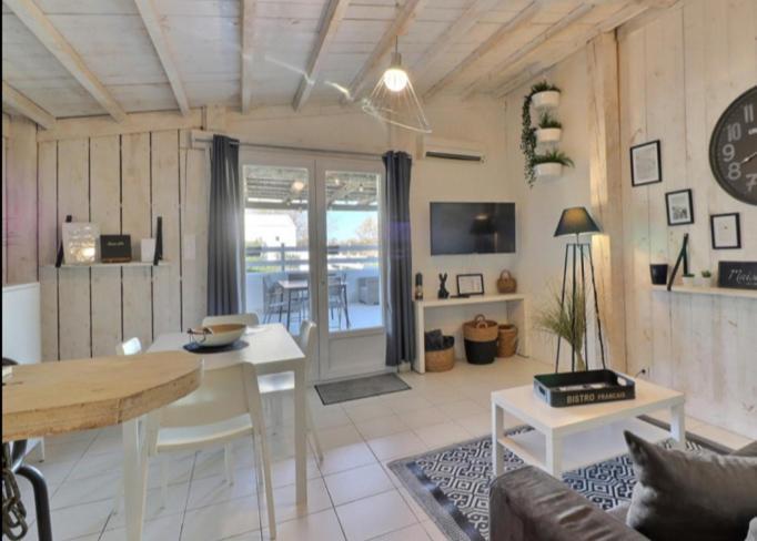 Les Maisons Du Paty Arles Eksteriør bilde